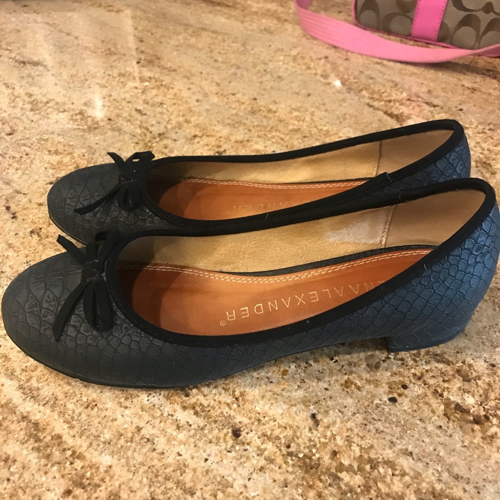 Adorable Flats
